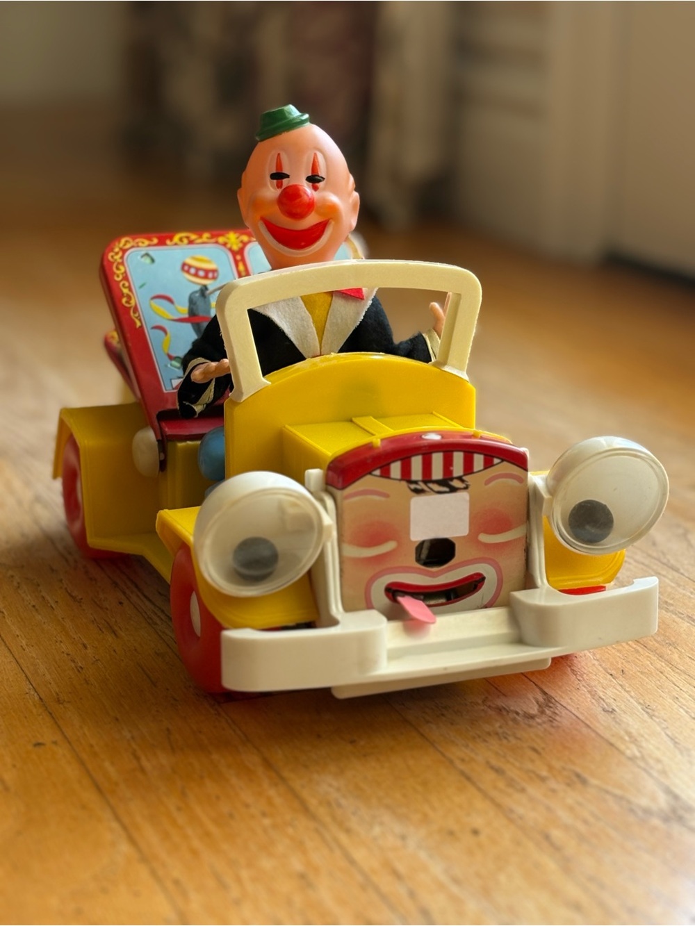 Vintage 1960’s ALPS Japan Clown Car Jumping Jeep Toy w/ Music